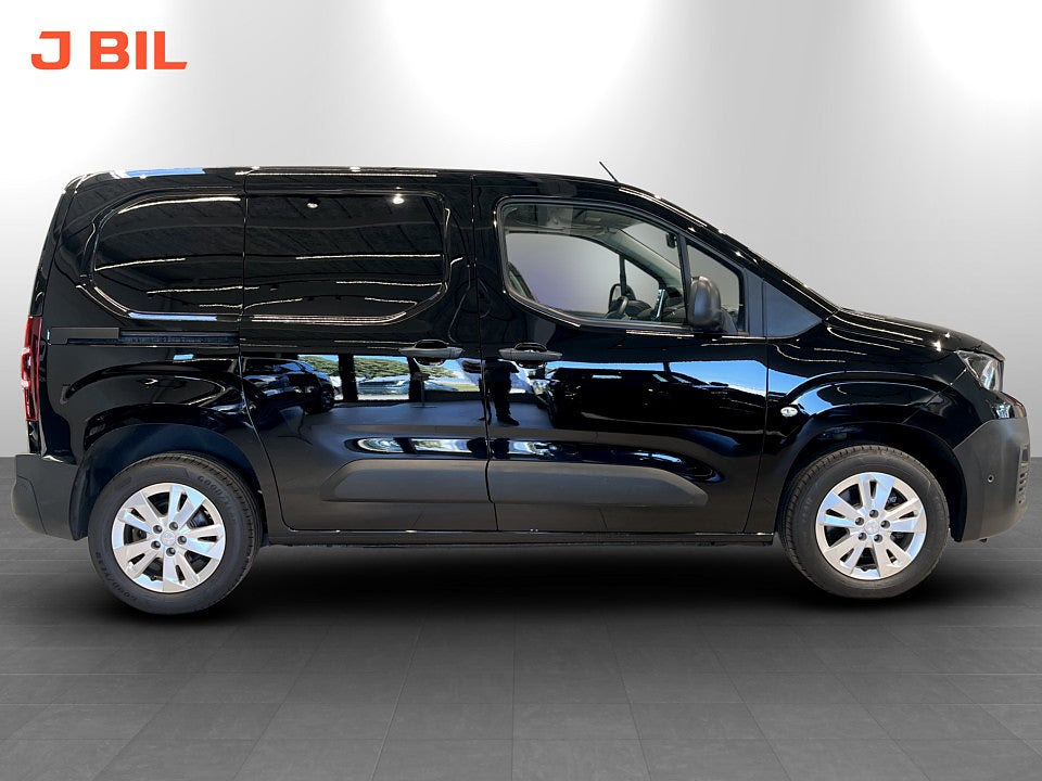Bild på Peugeot Partner PRO 1.5 BHDi 130hk Aut L1 DRAGKROK
