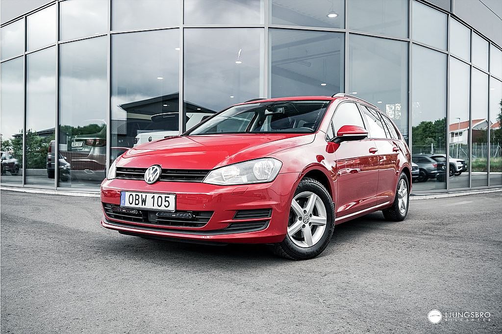 Volkswagen Golf 1.6 TDI 105hk / Drag / Kamrem bytt / Navi