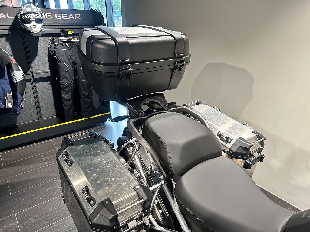 Triumph Tiger 1200 GT PRO/3st väskor/898 mil
