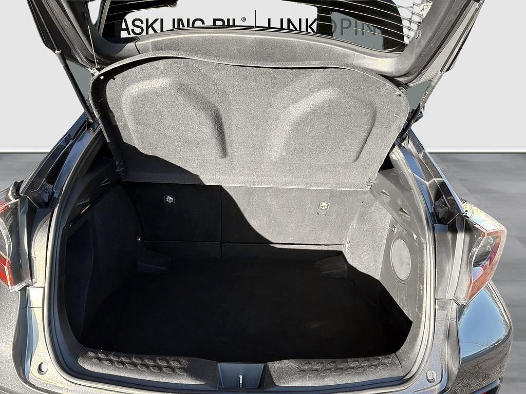 Toyota C-HR 2017 - miniatyr 10