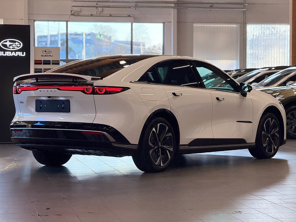 Mazda 6e Takumi Plus / 479 km / Räntekampanj / Rattvärme / Pano