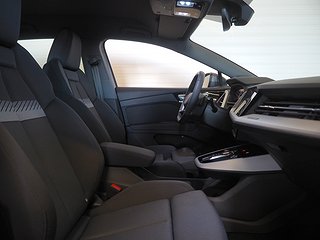 SUV Audi Q4 11 av 30