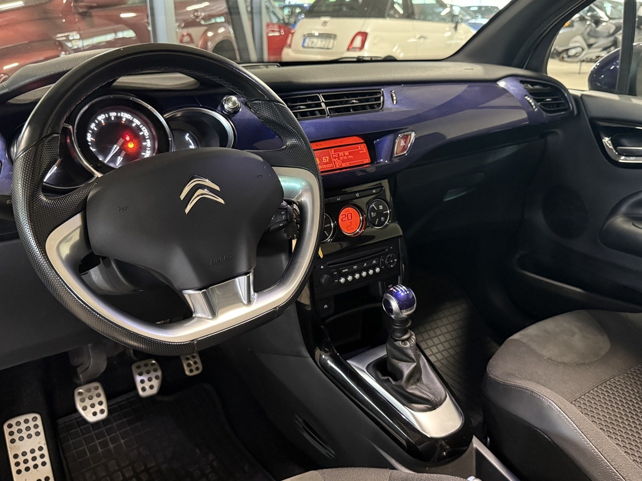 Citroen DS3 2013, bild 7/38