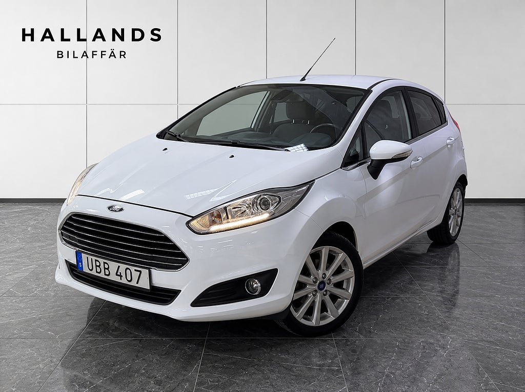 Ford Fiesta 5-dörrar 1.0 EcoBoost Titanium Euro 6 / Nyservad 