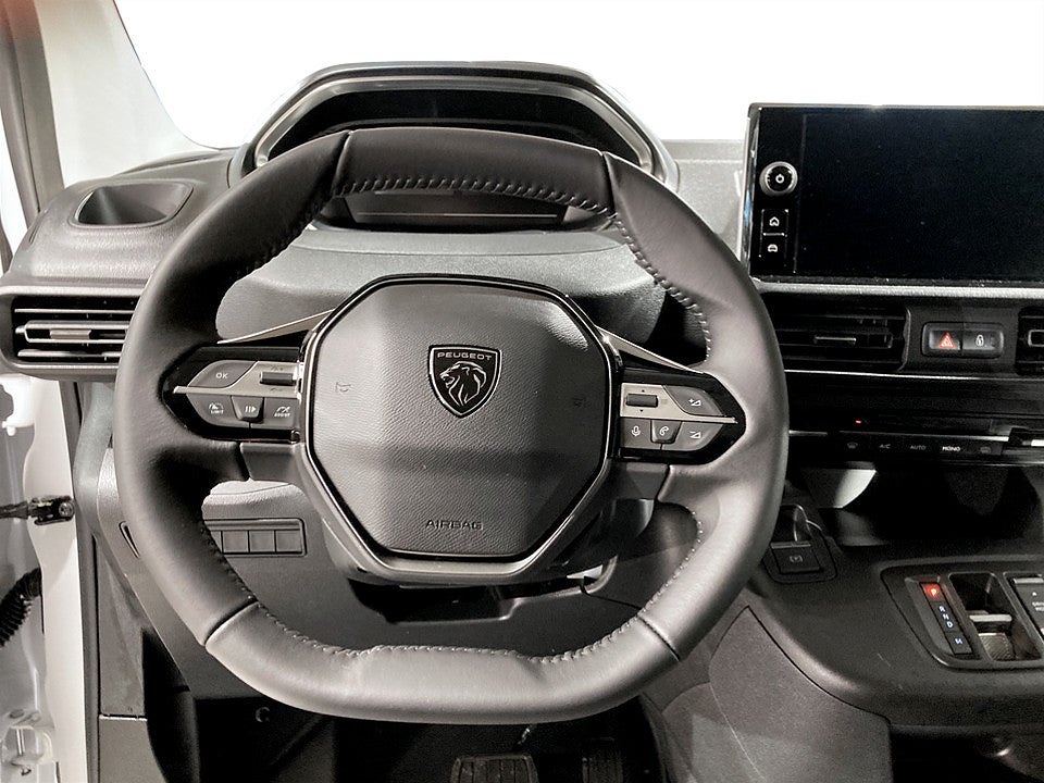 Bild på Peugeot Partner Crew Cab *Utökad Last* 1.5 BlueHDi 130hk Aut - DEMO