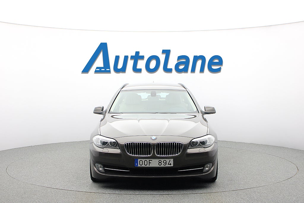 BMW 530D Touring Navi, Värmare, Skinn, Minne, Dragkrok 258hk