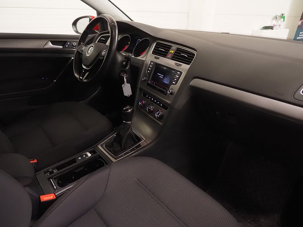 Volkswagen Golf 5-dörrar 1.2 TSI 110hk -16 2016