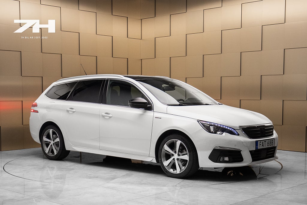 Peugeot 308 sw 1.2 PureTech 130 EAT GT-Line / Pano / Massage / Kamera