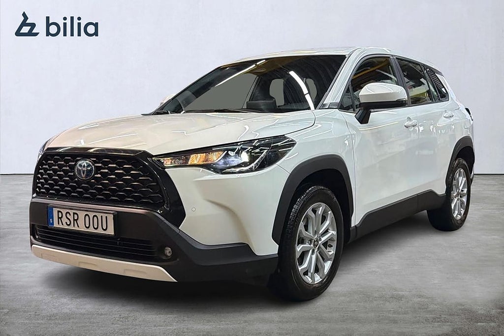 Toyota Corolla Cross CROSS 2,0 HYBRID AWD-I ACTIVE PLUS -...