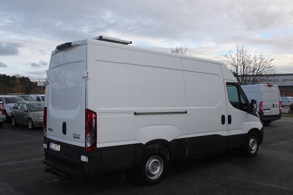 Iveco Daily 35-140 Skåpbil 2.3 JTD Hi-Matic Euro 6, bild 10