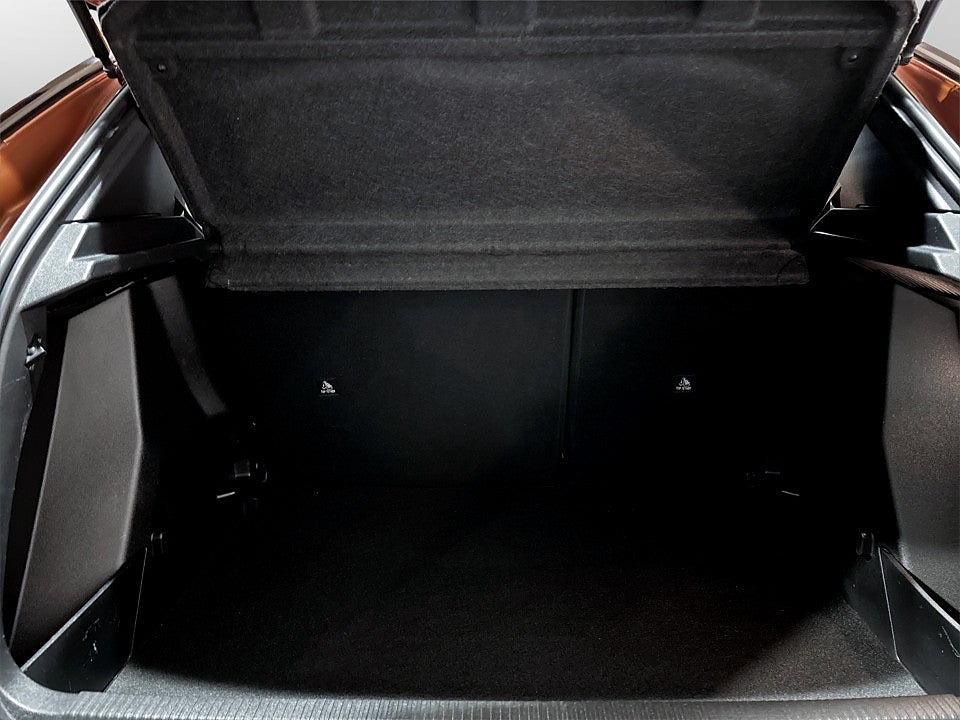 Bild på Peugeot E-2008 Active 136hk Aut - EN ÄGARE, FARTHÅLLARE