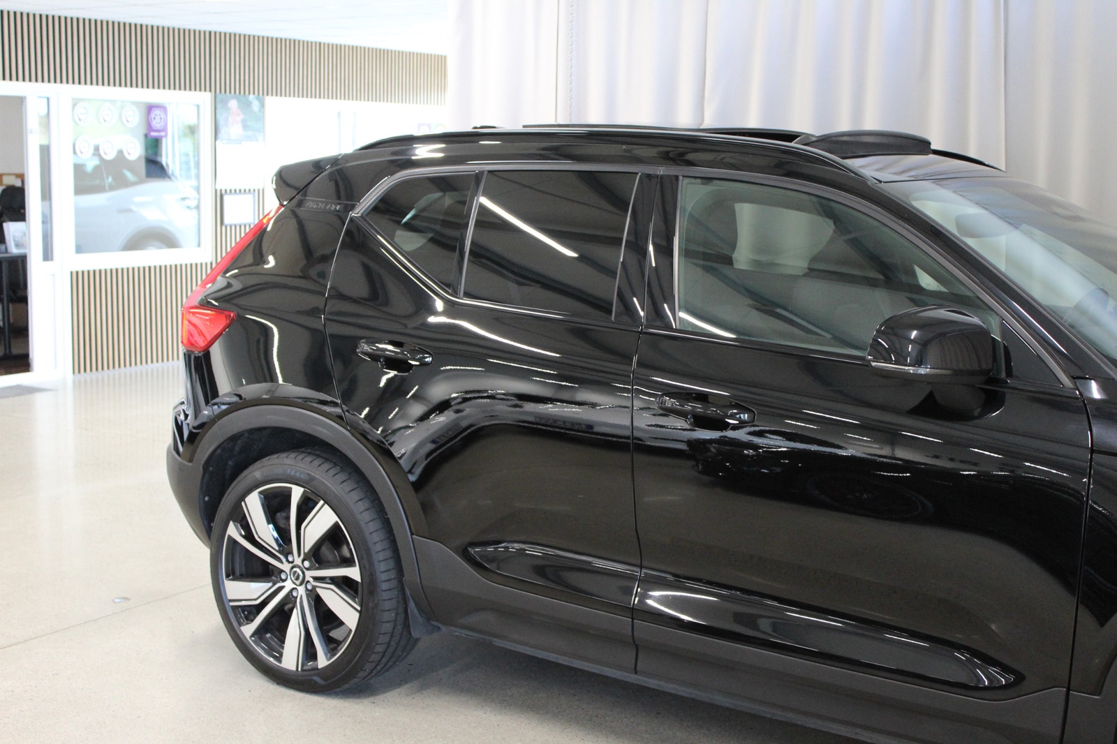 Volvo XC40 P8 Recharge Twin Pro, Panorama, 360 kam, Värmepump 2022 - miniatyr 9