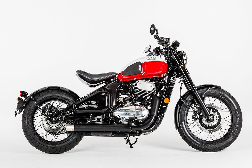 Jawa 42 BOBBER 