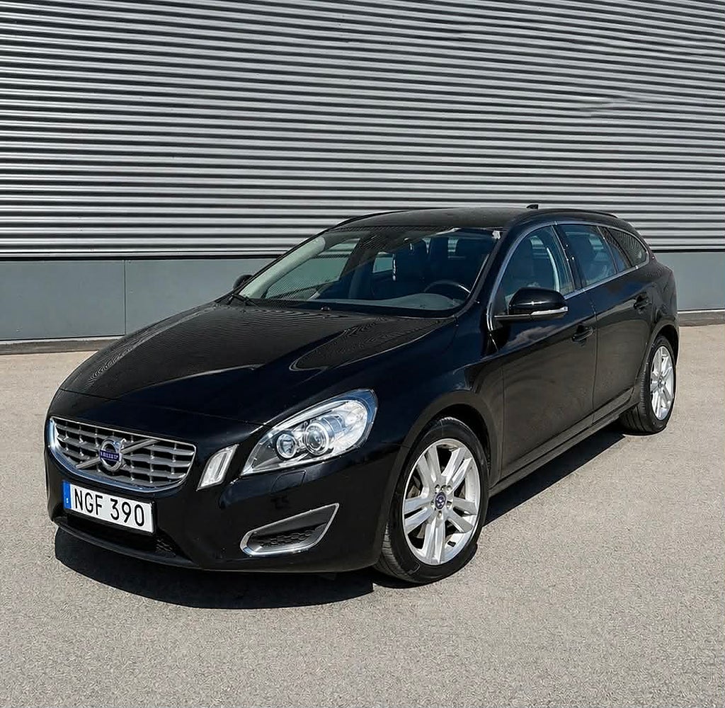 Volvo V60 D4 AWD Geartronic Momentum Euro 5