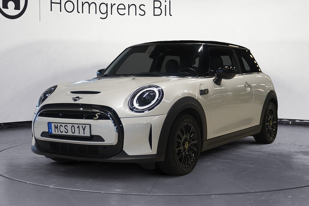 MINI Cooper 4,95% ränta SE Essential Navi CarPlay PDC LED Värmepump