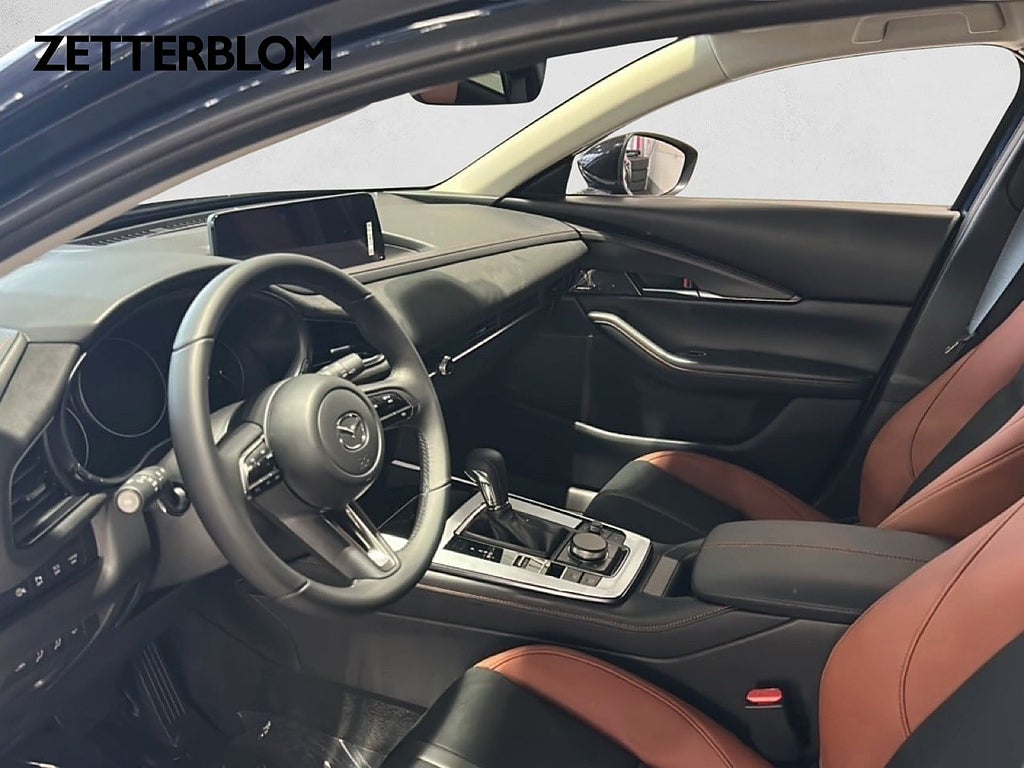 SUV Mazda CX-30 20 av 20