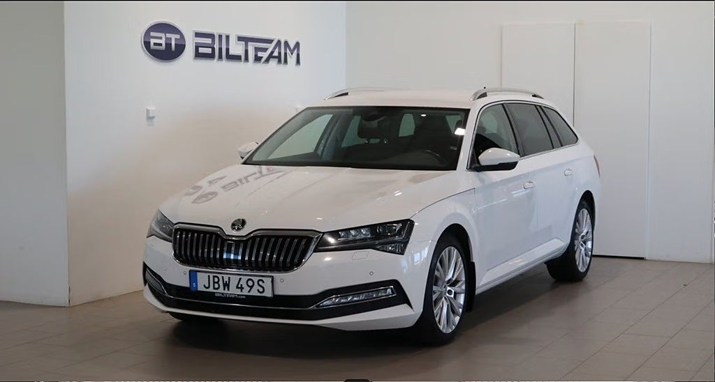 Skoda Superb Combi STYLE 2,0 TDI 200 HK DSG 4X4