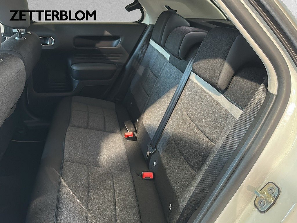 Kombi Citroën C4 Cactus 9 av 17