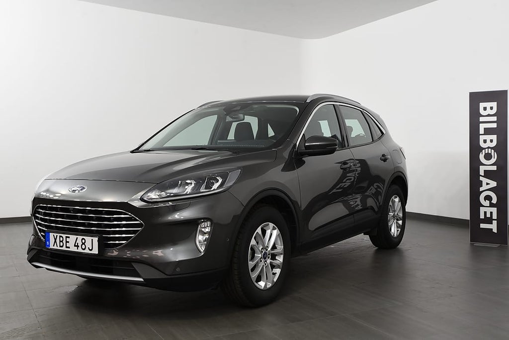 Ford Kuga 1.5 150 Titanium/Kamera/Rattvärmare/Navigation/Farthåll...