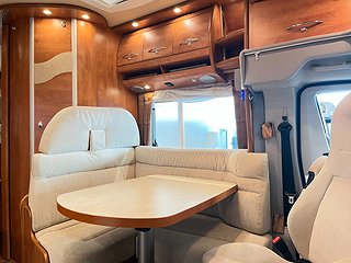 Husbil-halvintegrerad Carthago CHIC C-LINE T 4.3 10 av 24