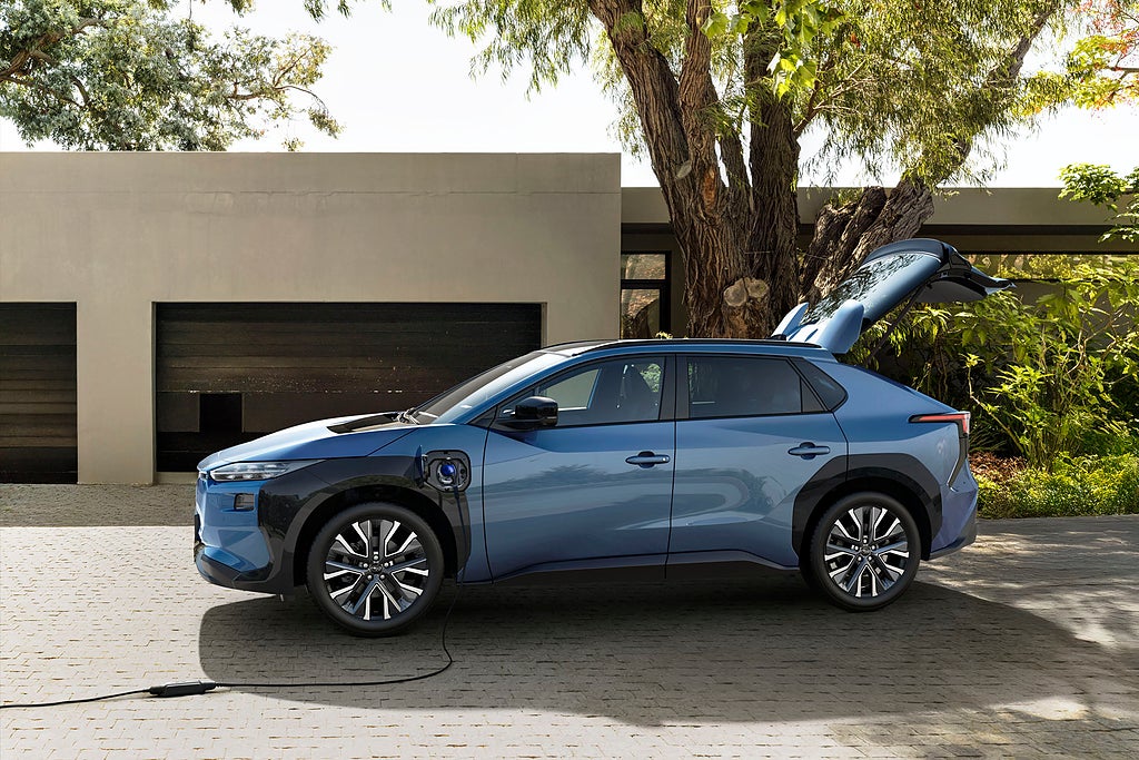 Subaru Solterra Limited AWD 343HK Automat