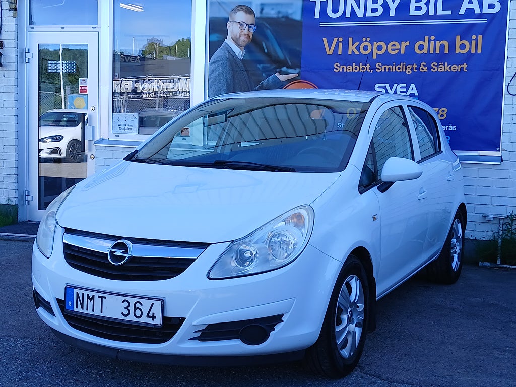 Opel Corsa 5-dörrar 1.2 Kamkedja/AUX/Besiktad/Servad/M-Värm&uttag