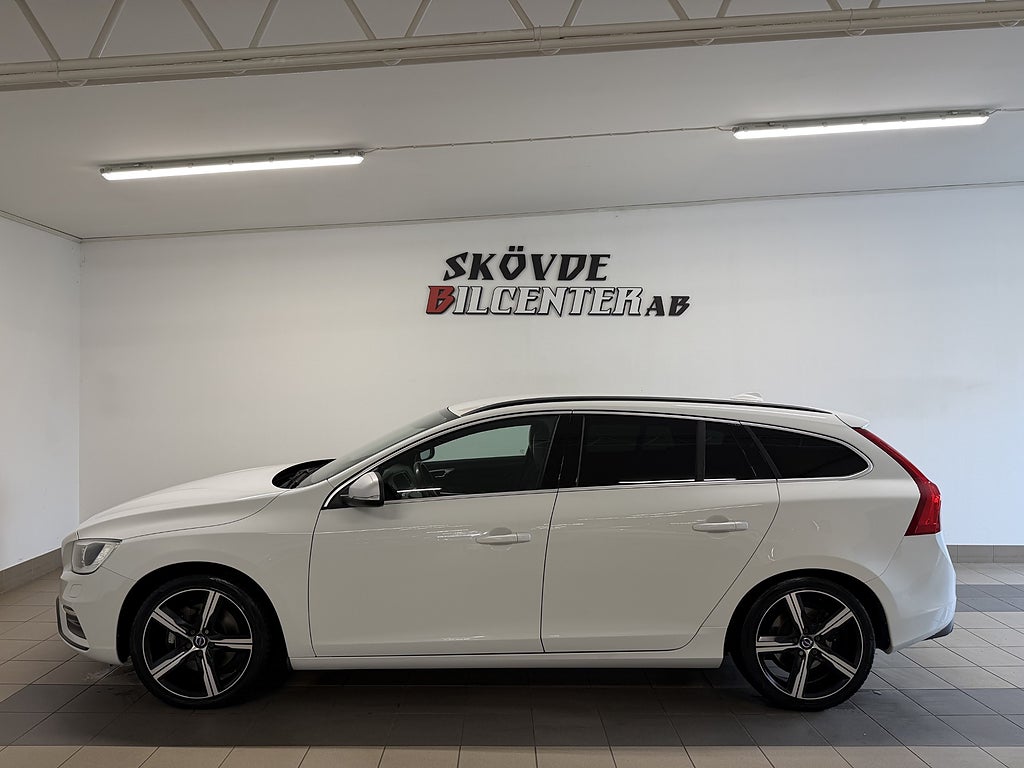 Volvo V60 D4 AWD R-Design/Drag/D-Värmare/Kamera/Nyservad/Driver S