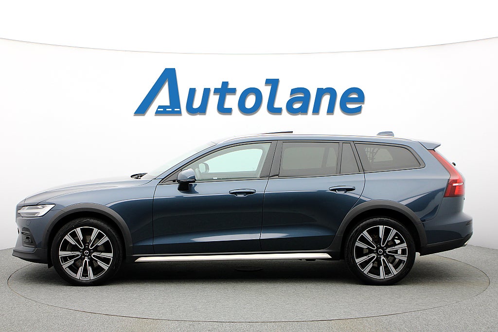 Volvo V60 Cross Country B4 AWD Panorama, Sommarkampanj 4,99%
