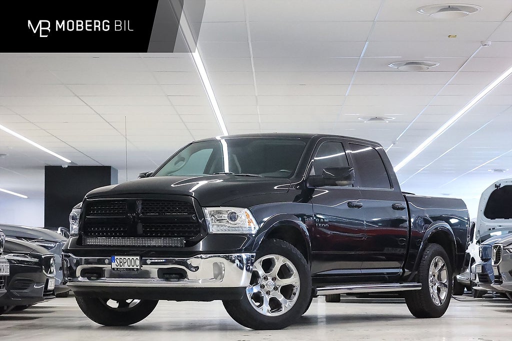 RAM 1500 Crew Cab 5.7 V8 4x4 395hk Laramie Alpine Läder Drag