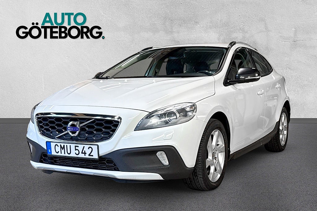 Volvo V40 Cross Country D4 Geartronic Summum Värmare Kamrembytt Ny Servad