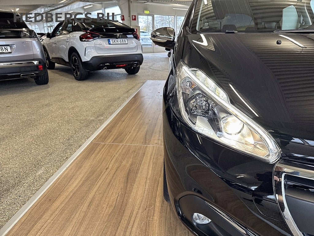 Peugeot 208 1.2 PureTech 82HK thumbnail