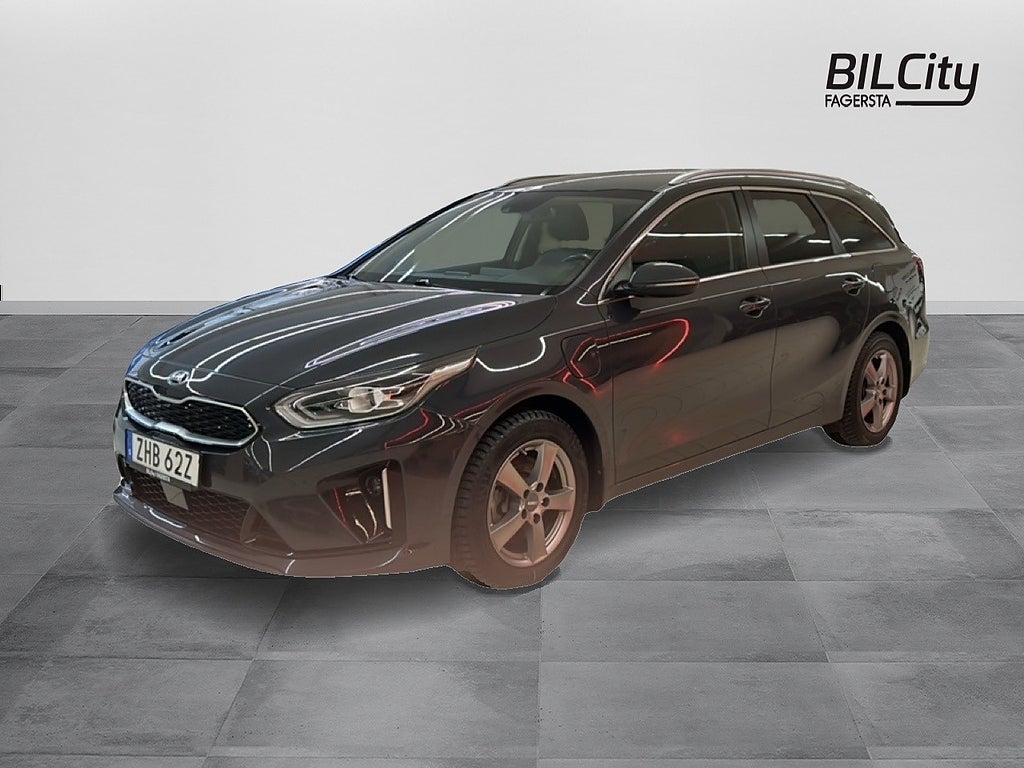 Kia Ceed SW 1.6 DCT Plug-In Hybrid Advance Plus | Drag