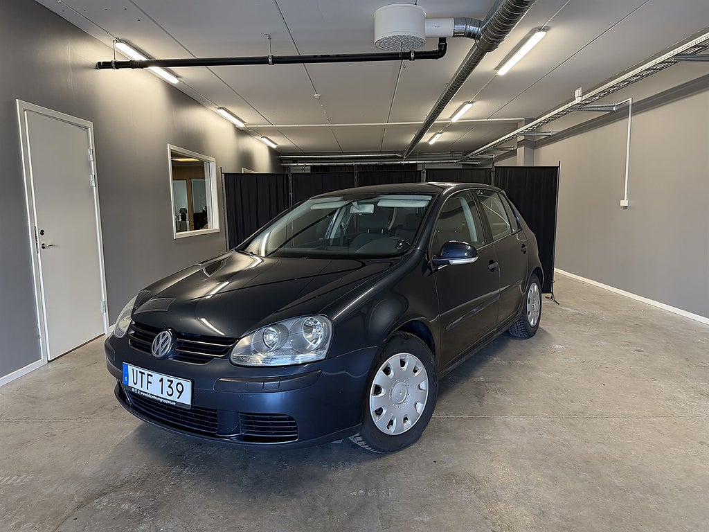 Volkswagen Golf 5-dörrar 1.6 FSI Manuell, 115hk Trendline