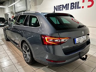 Skoda Superb Kombi AWD Business L&K Canton Drag Dvärm SoV