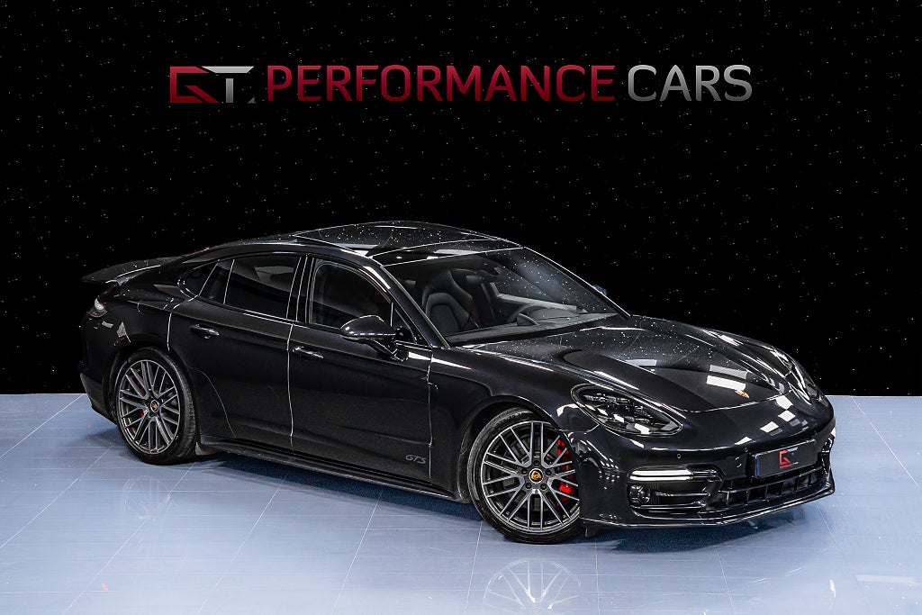 Porsche Panamera GTS SportDesign 21" Pano InnoDrive 18-vägs Carbon BOSE 