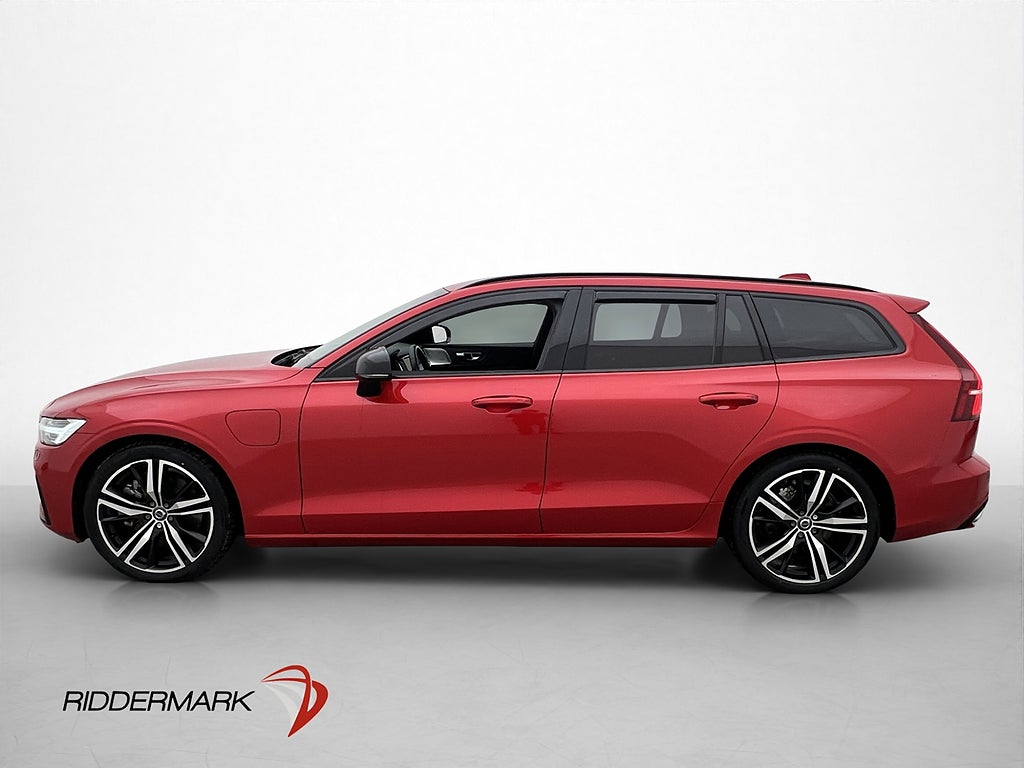 Volvo V60 T8 AWD R Design B&W Panorama Head Up Värmare 360°