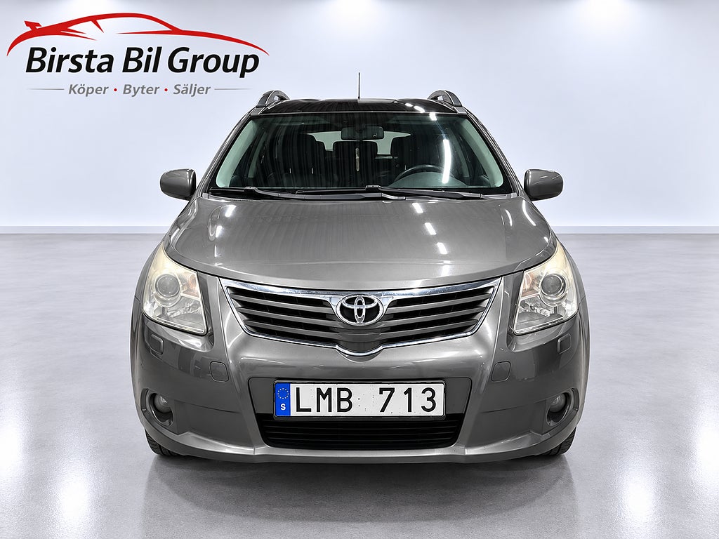 Toyota Avensis Kombi 2.2 D-CAT Premium / Drag/ En Ägare