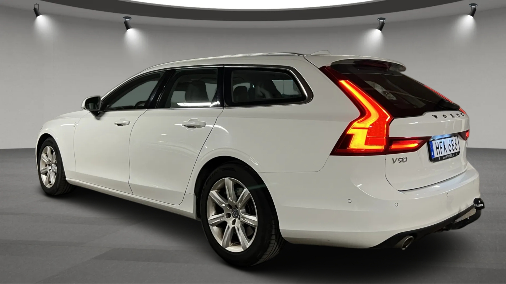 Volvo V90 2018, photo 4/41