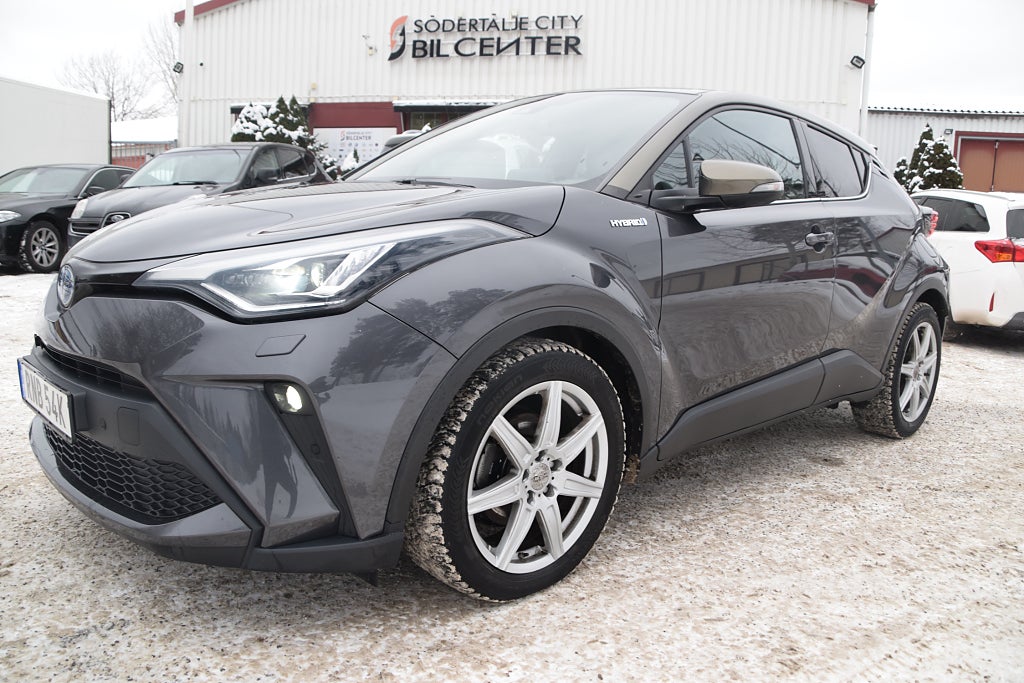 Toyota C-HR 2.0 Hybrid CVT Executive Euro 6 CarPlay Skinn Navi