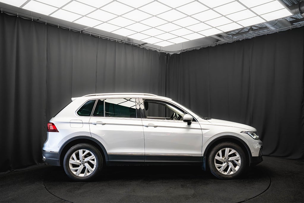Volkswagen Tiguan eHybrid DRAG KAMERA IQ. MATRIX P-VÄRMARE 1-ÄGARE MOMS