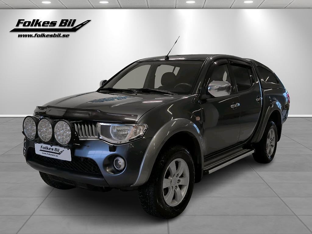 Mitsubishi L200 Double Cab Business 2.5D Aut 4WD SoV