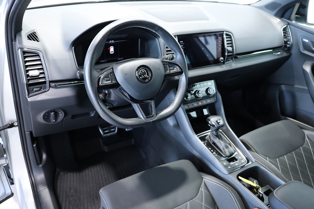 Skoda Karoq 2020, bild 5/10