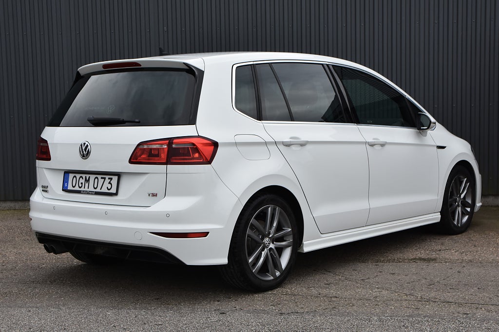 Volkswagen Golf Sportsvan 2017 - miniatyr 2