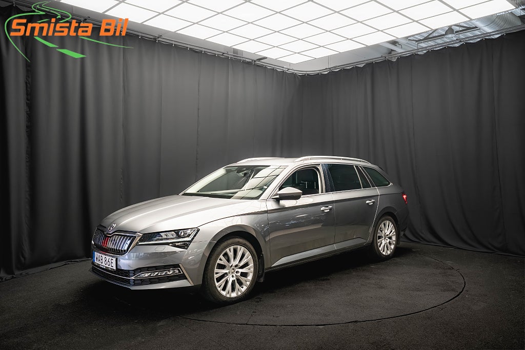 Skoda Superb iV BUSINESS LÄDER DRAG B-VÄRM ELSTOL 100% SoH MOMS