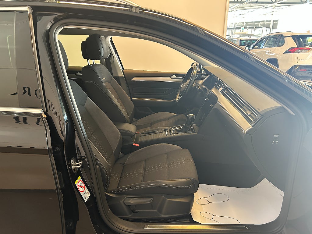 Volkswagen Passat 2022 - miniatyr 7