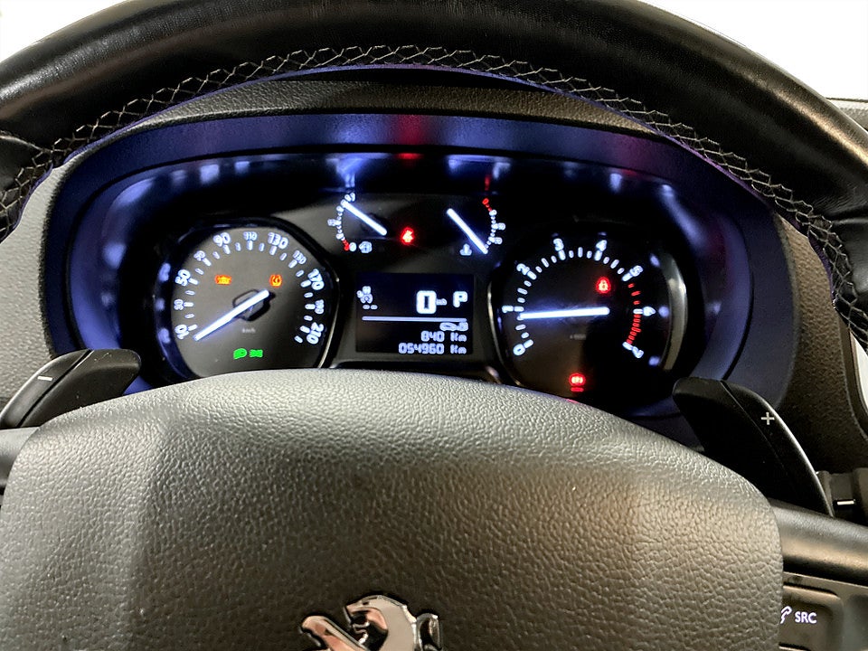 Bild på Peugeot Expert PRO+ 2.0 BlueHDi 145hk Aut L3 B-KAMERA CARPLAY