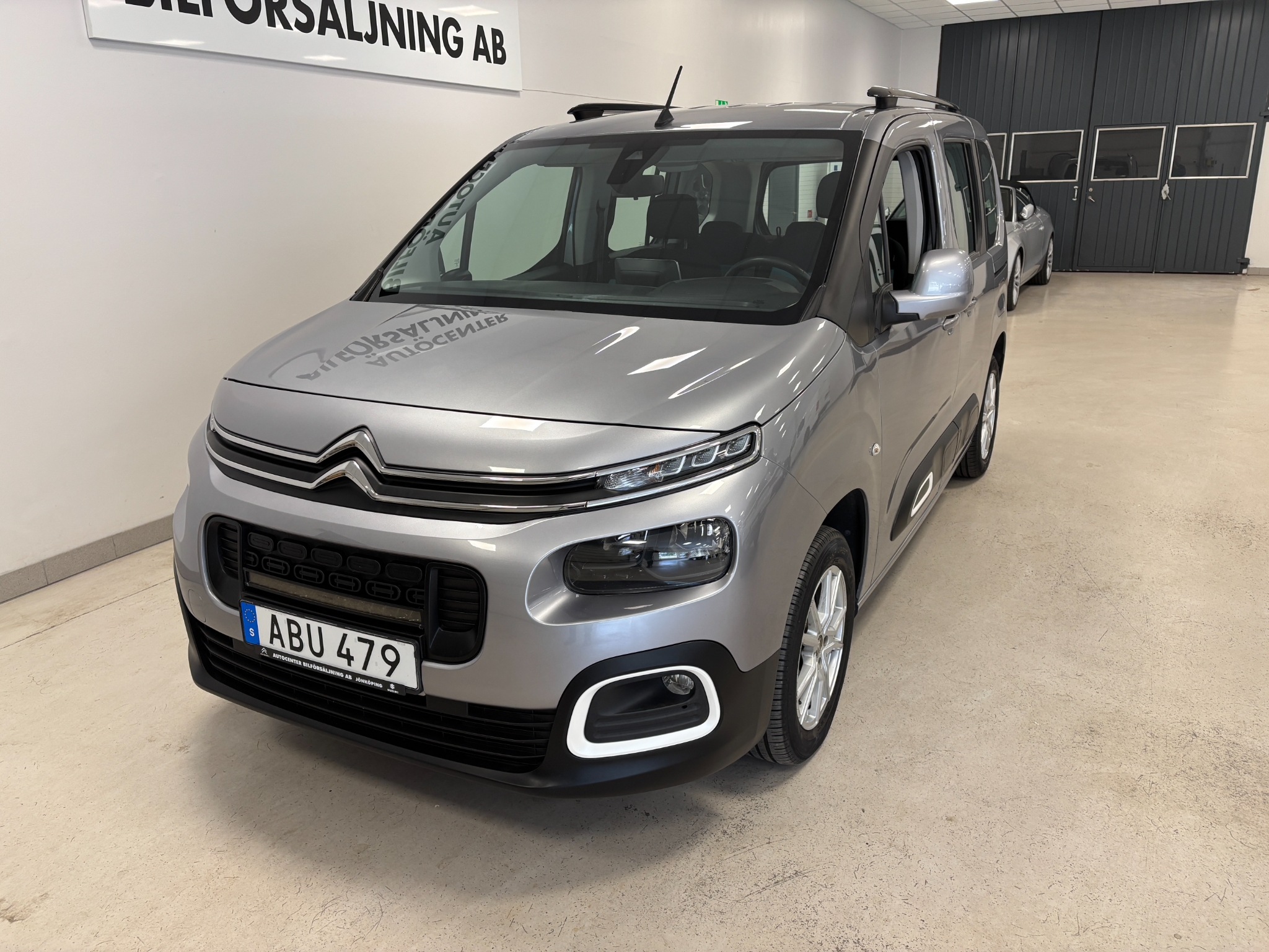 Citroen Berlingo 2019, bild 2/10