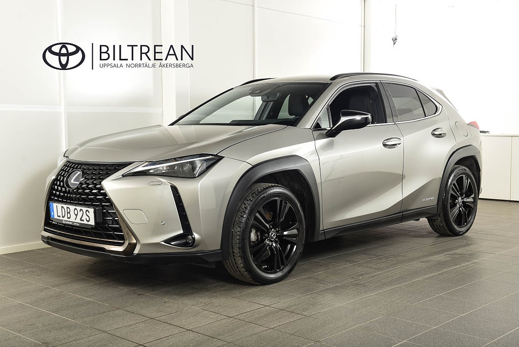 Lexus UX 250h AWD Comfort Sport Edition /Drag