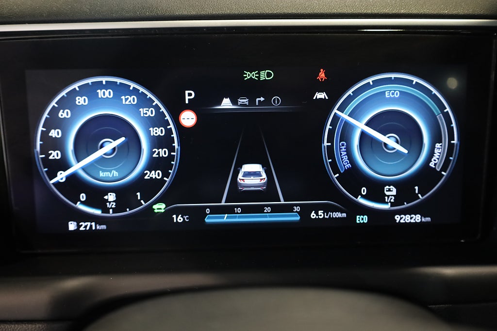 Hyundai Tucson Hybrid 230hk AWD Advanced Pano Navi 360° Läder CarPlay