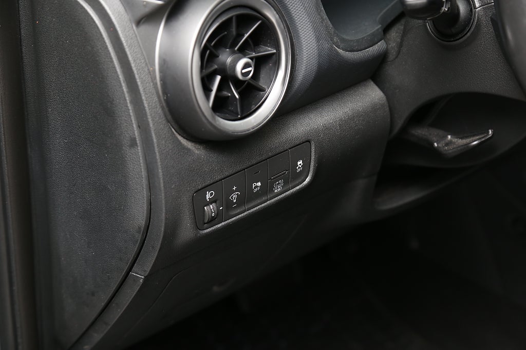 Hyundai Kona Hybrid 1,6 GDi 141hk HEV 6DCT Essential Motorv Drag